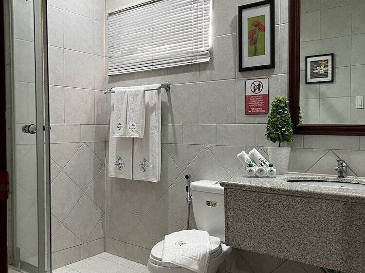 هتل Subic Residencias