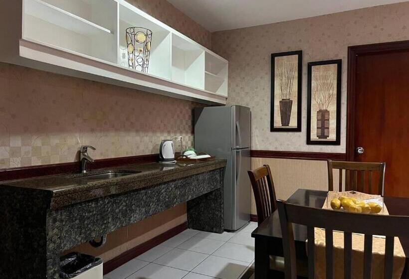 هتل Subic Residencias