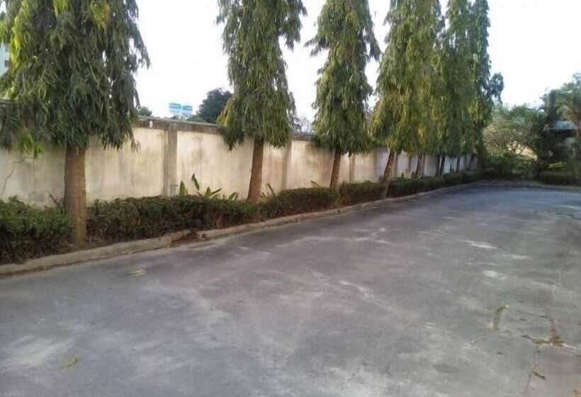 فندق Sutha Garden Resort Hat Yai