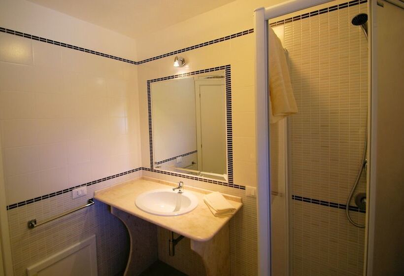 Отель La Tartaruga Bianca