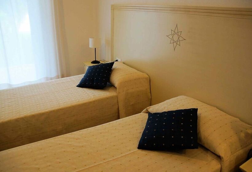 Отель La Tartaruga Bianca