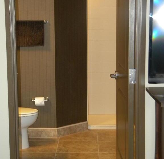 בית מלון כפרי Teddy's Residential Suites Watford City