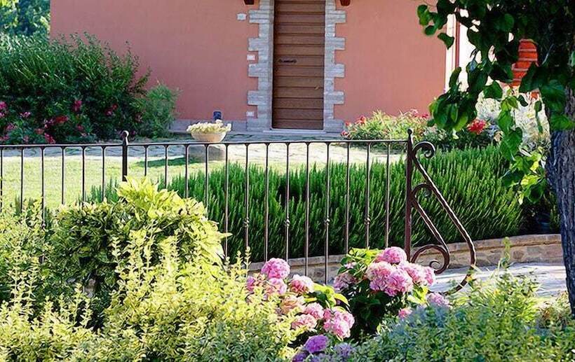 Отель Tenuta Del Perugino