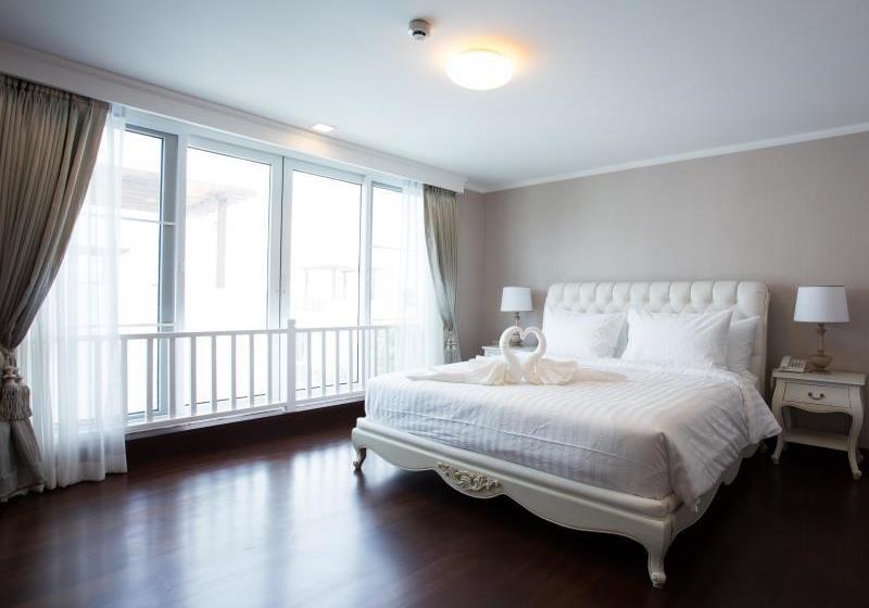 فندق The Verona Riviera