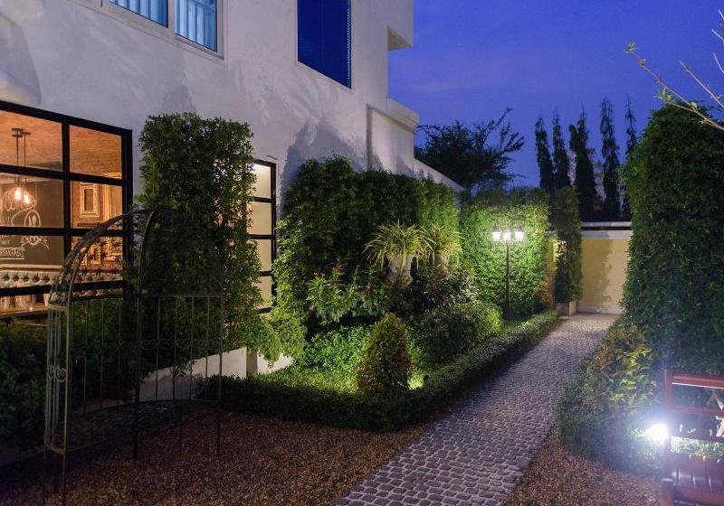 فندق The Verona Riviera