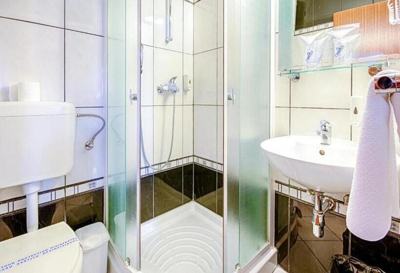 בית מלון כפרי Villa Slika