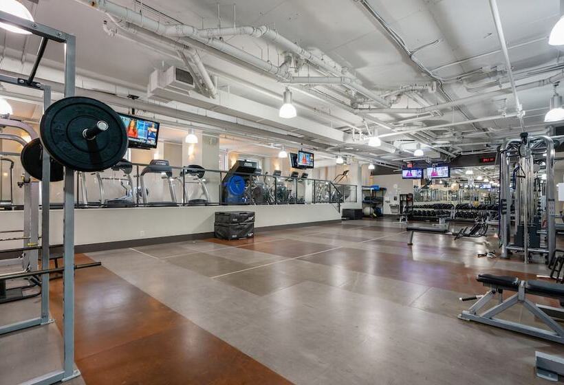 Level Vancouver   Yaletown Seymour