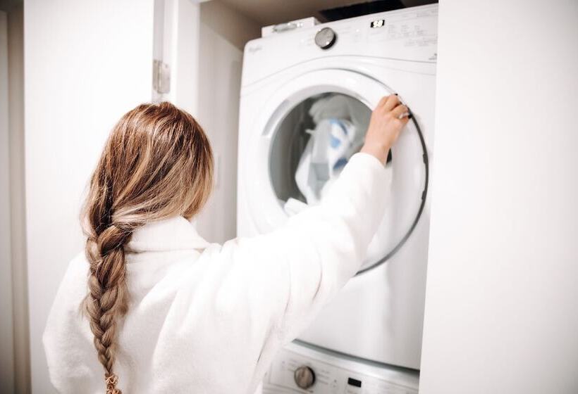 Level Vancouver   Yaletown Seymour