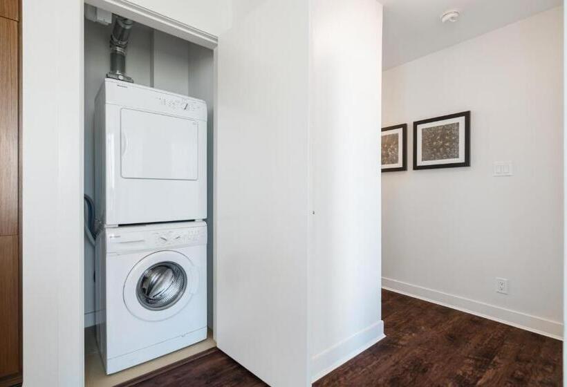 Level Vancouver   Yaletown Seymour