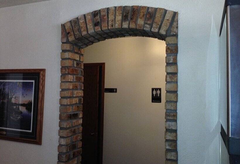 汽车旅馆  Amerivu Inn & Suites   St Croix Falls