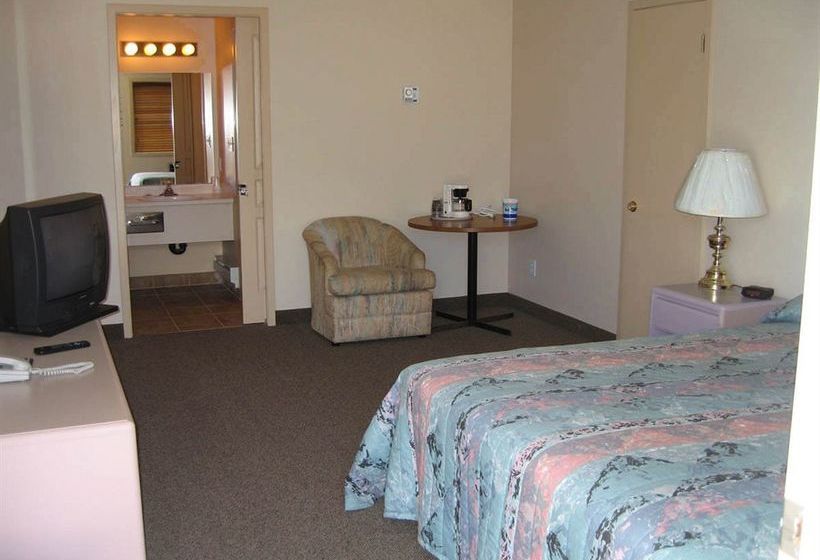 מוטל Selkirk Inn