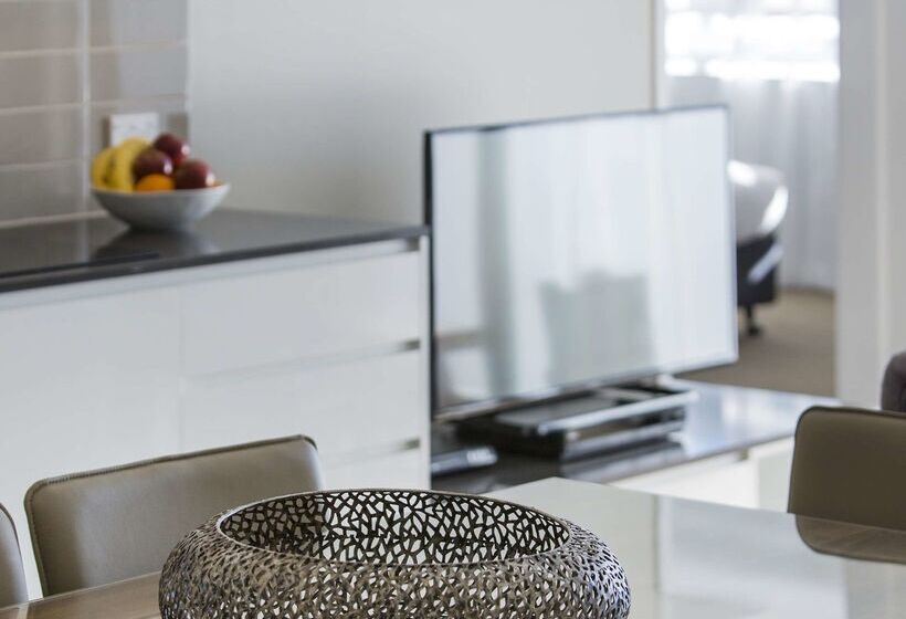 Oaks Mackay Carlyle Suites