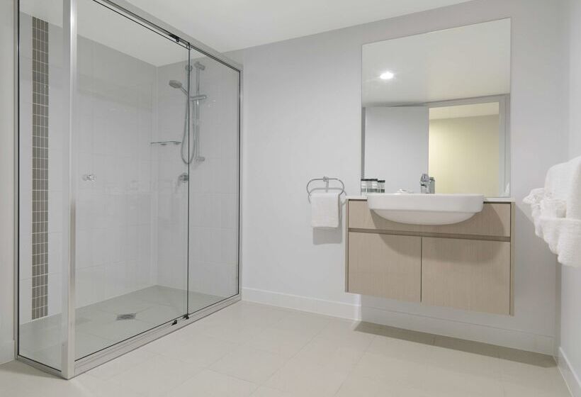 Oaks Mackay Carlyle Suites