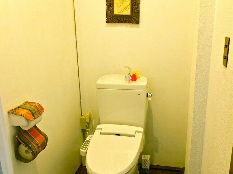 بنسيون Aoshima Guesthouse Hooju