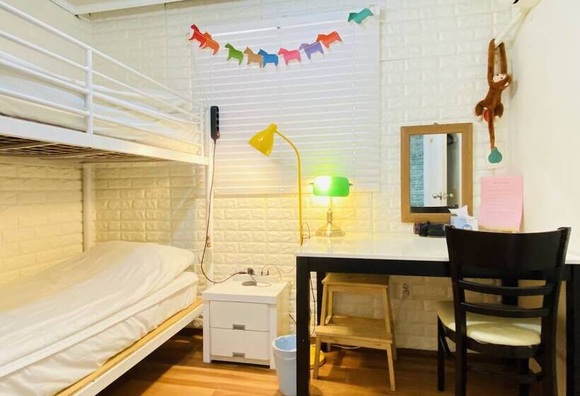 Pensione Aroha Guesthouse Seoul Station