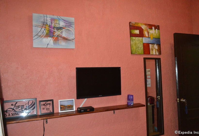 بنسيون Dee Guesthouse