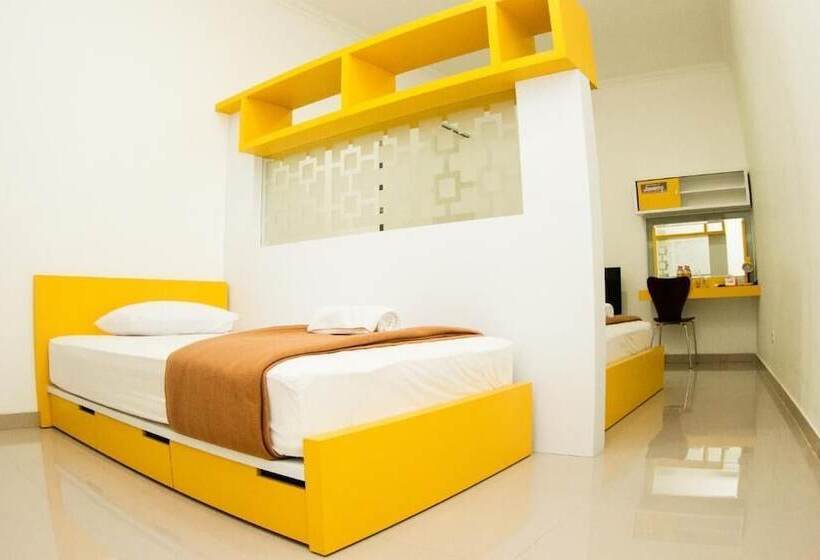 ペンション Omah Sastro