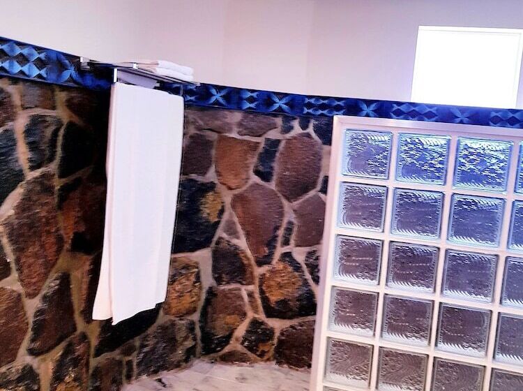 Return To Paradise Resort And Spa