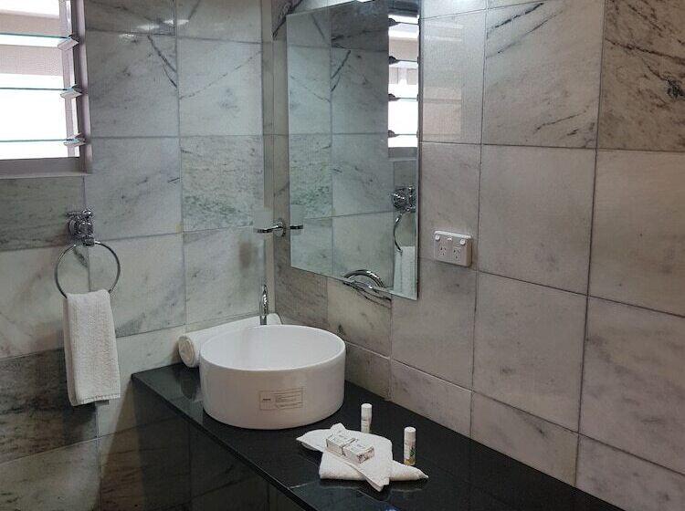 Return To Paradise Resort And Spa