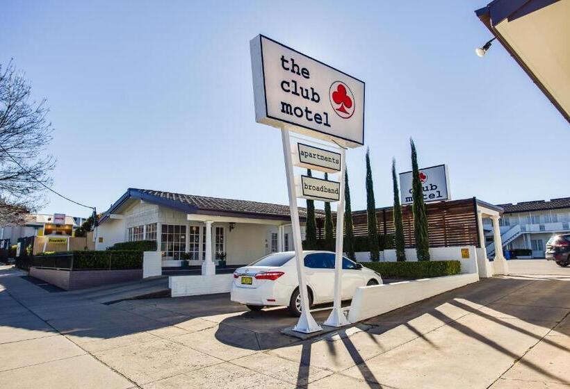 The Club Motel And Apartments