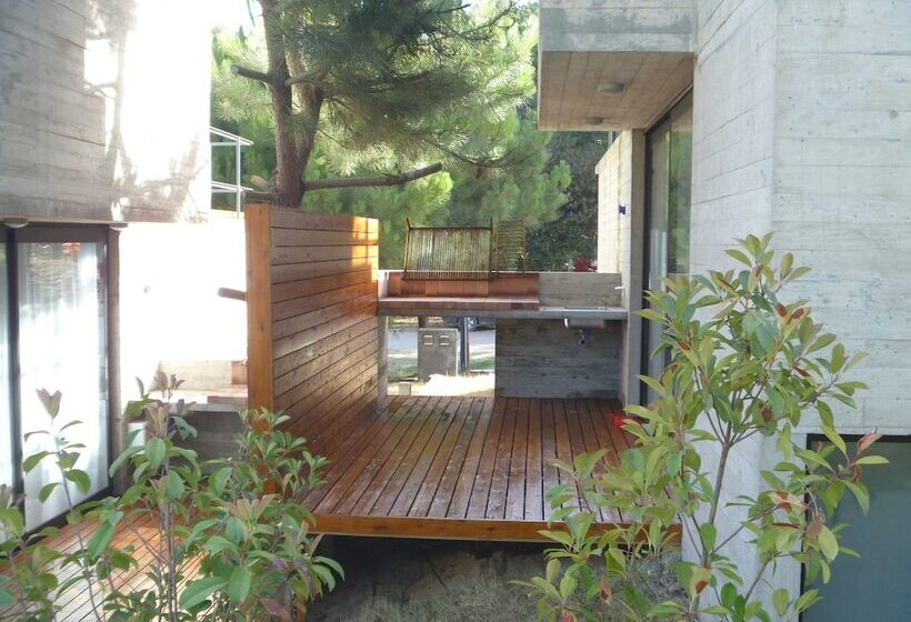 V & D Casas En Mar Azul