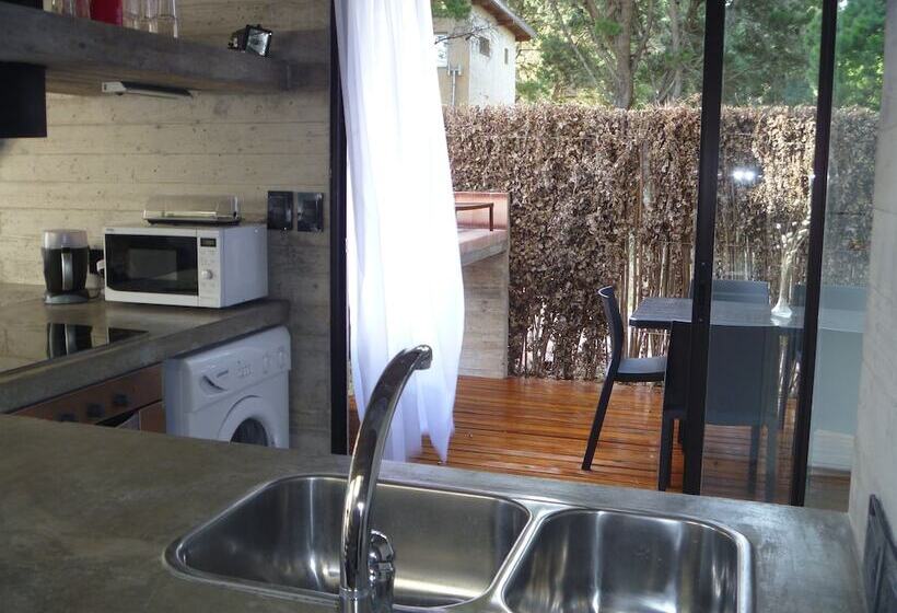 V & D Casas En Mar Azul