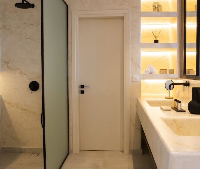 فندق Pnoé Luxury Suites