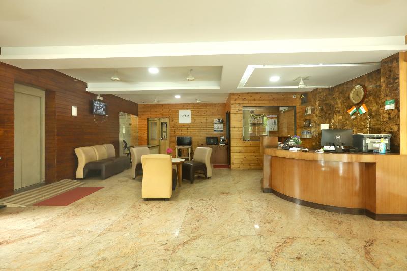Sekaran Hotel Omr Perungudi