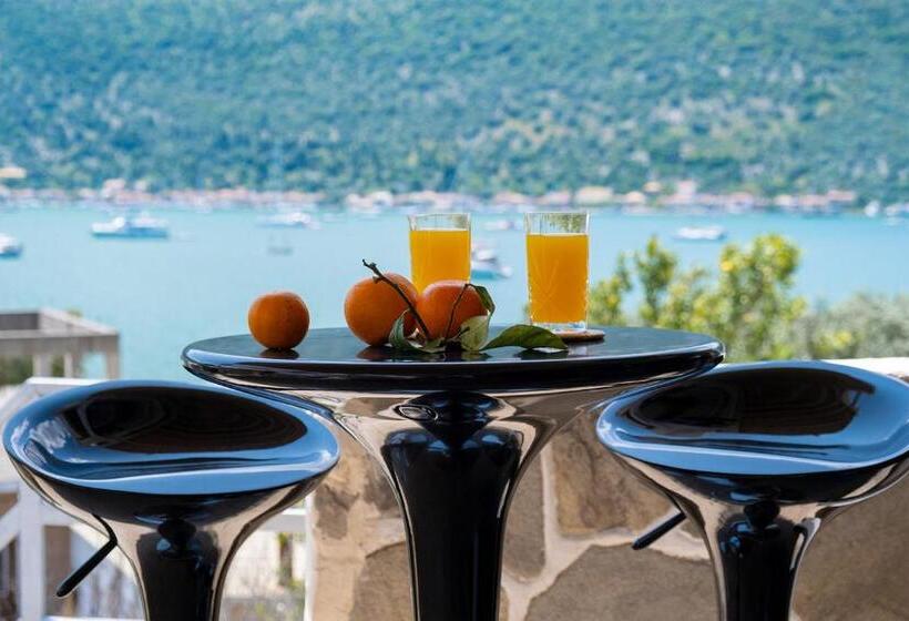 هتل Chakalaka Resort