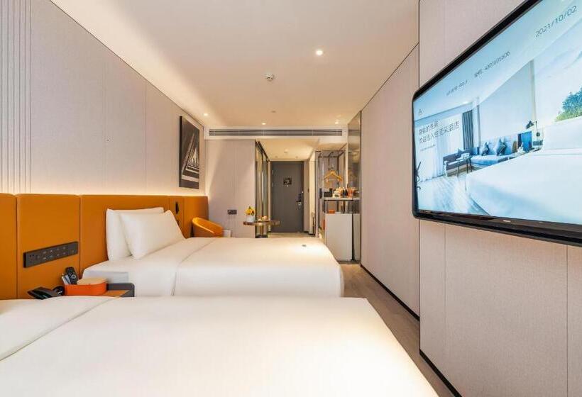 Atour Hotel Beijing Tiananmen Wangfujing Pedestrian