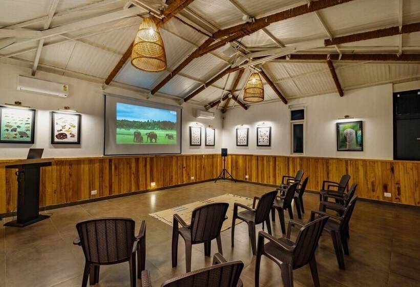 בית מלון כפרי Machaan Wilderness Lodge Nagarahole