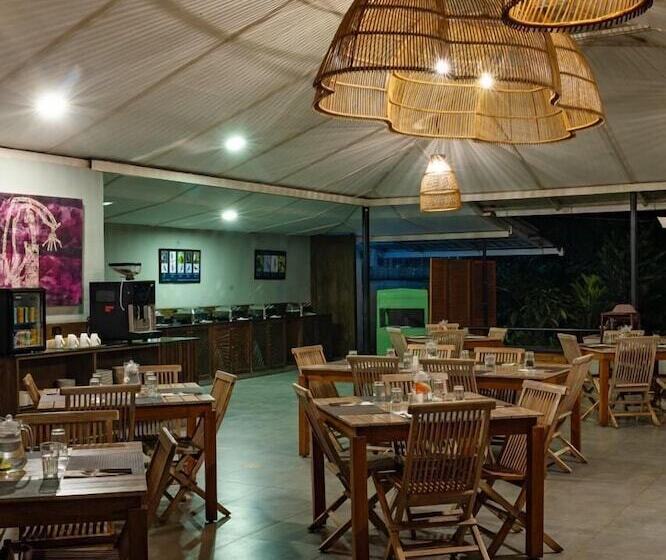 בית מלון כפרי Machaan Wilderness Lodge Nagarahole