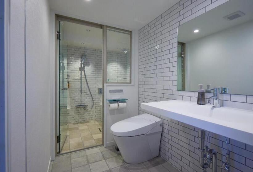 8 Hotel Shonan Fujisawa