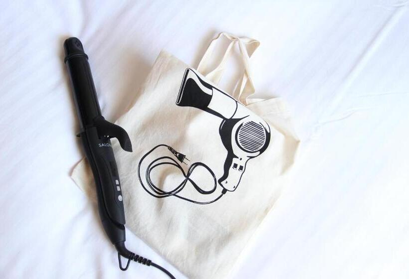 8 Hotel Shonan Fujisawa