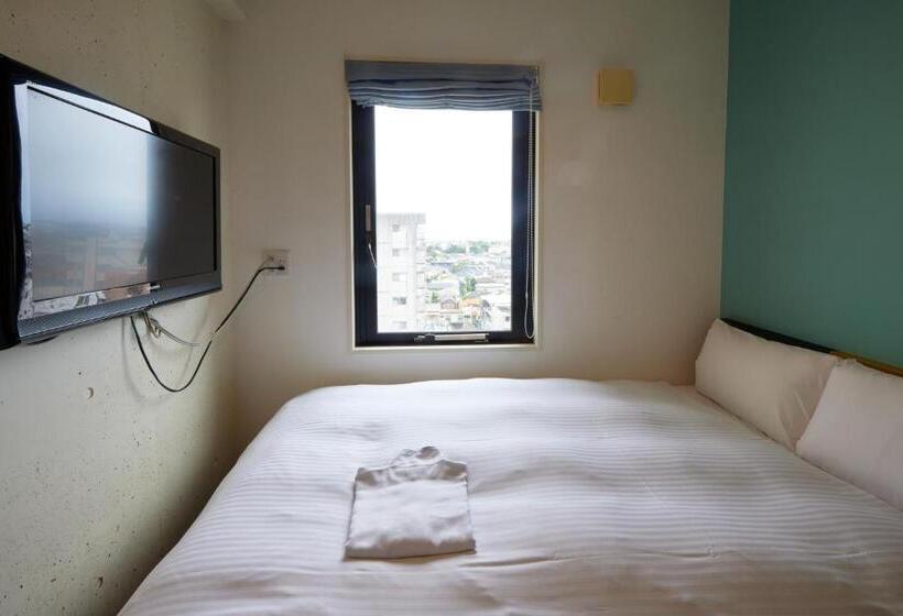 8 Hotel Shonan Fujisawa