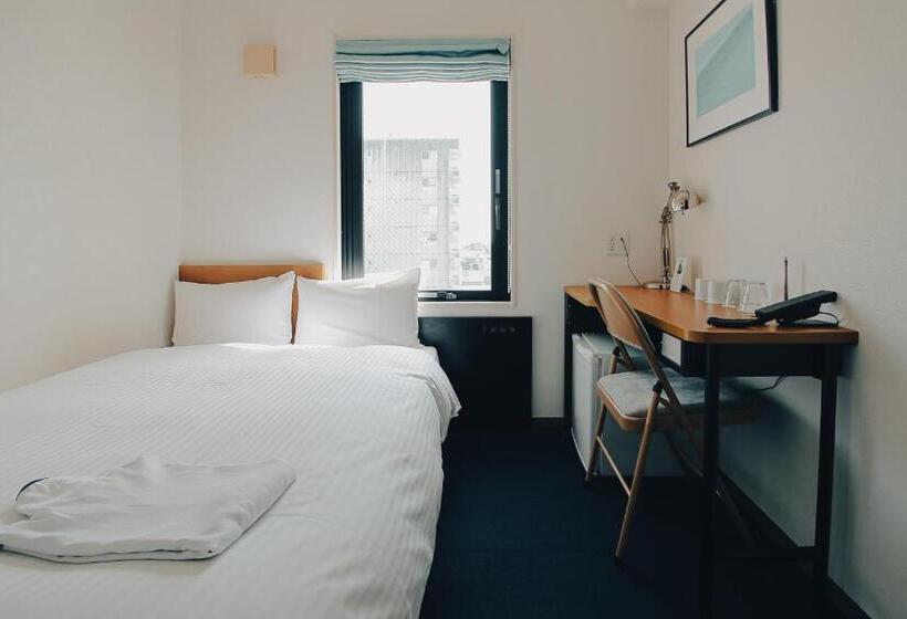 8 Hotel Shonan Fujisawa