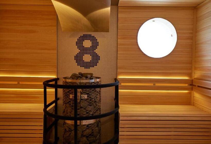 8 Hotel Shonan Fujisawa