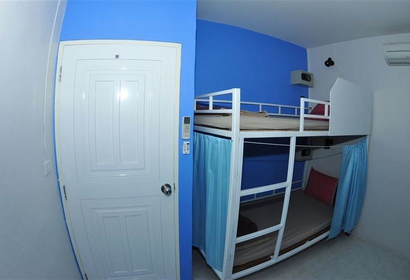 호스텔 Alena Dorm Room