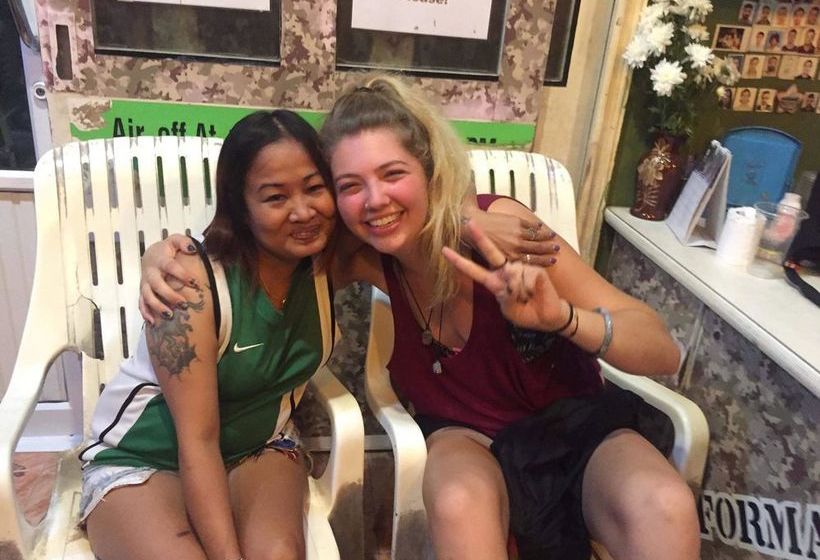 호스텔 Alena Dorm Room