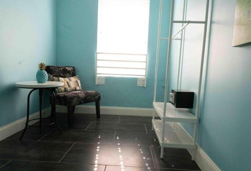 旅馆 Beds N' Drinks