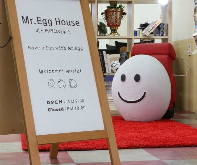 فندق صغير Egg House Sokcho Guesthouse