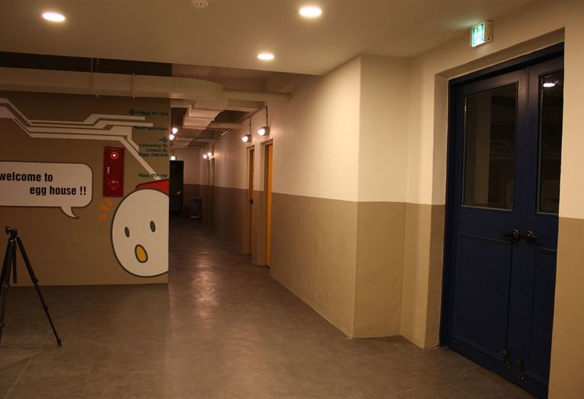 فندق صغير Egg House Sokcho Guesthouse