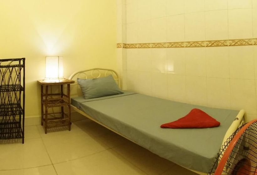 הוסטל Velkommen Backpackers