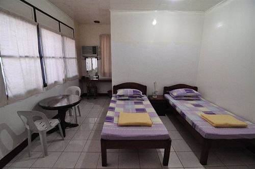 Bed and Breakfast Ayahay Sa Matutina