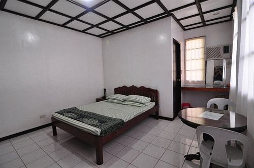 Bed and Breakfast Ayahay Sa Matutina