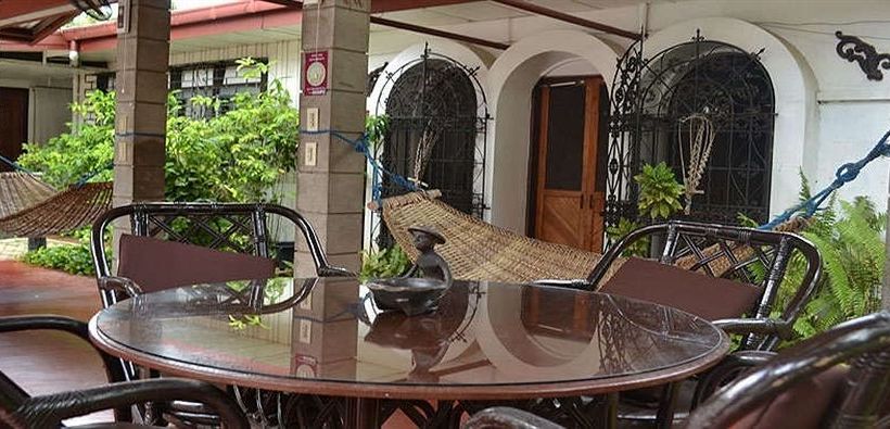 Bed and Breakfast Ayahay Sa Matutina