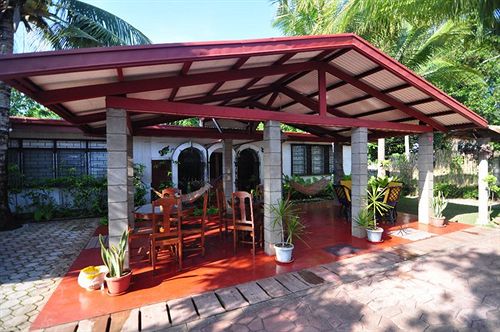 Bed and Breakfast Ayahay Sa Matutina