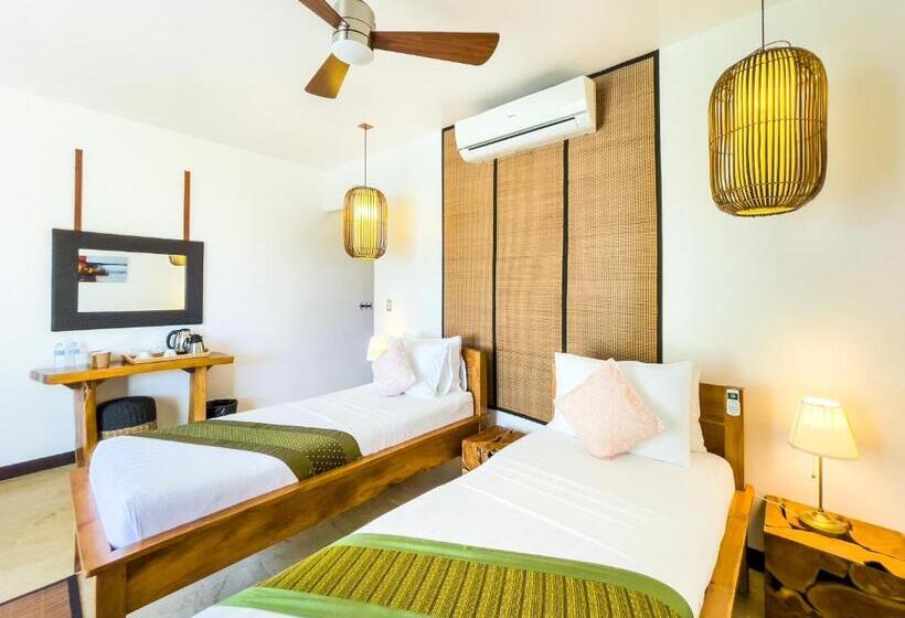 Cadlao Resort And Restaurant