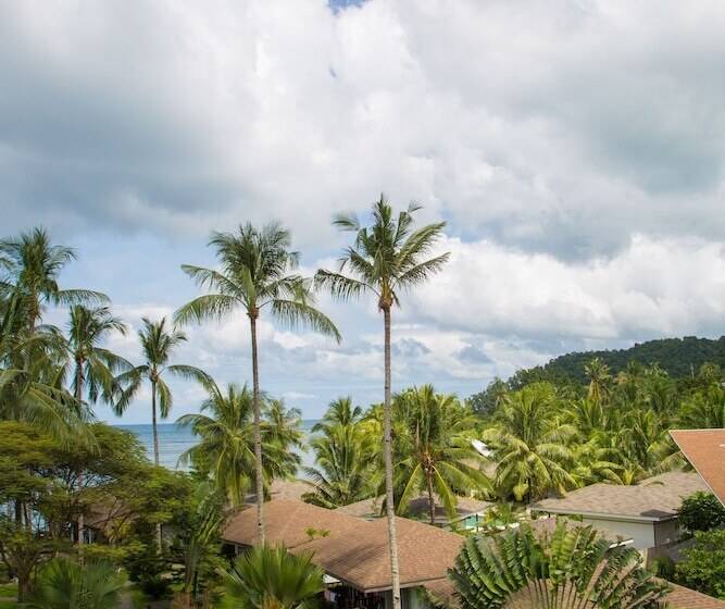 Cadlao Resort And Restaurant