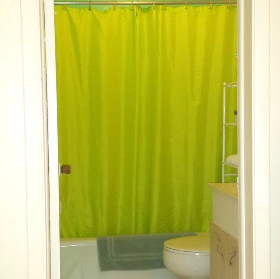 Eldemire's Tropical Island Inn